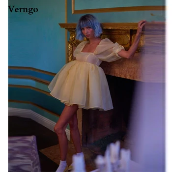Verngo אור צהוב אורגנזה שמלות לנשף קצרות את הכתף פאף שרוולים קשור קשת הצוואר מיני קוקטייל שמלת כדור שמלת מסיבת